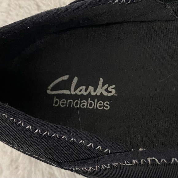 Clarks Bendables Black Leather Criss Cross Mary Jane Flats Women’s Size 8M - Picture 9 of 9